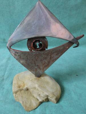 knowledge through amnesia by Yavor Grancharov